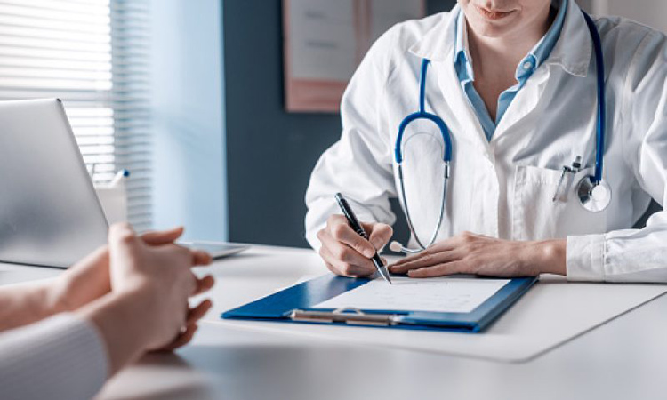 Điều chỉnh phác đồ IVF theo đáp ứng cá nhân (Ảnh minh họa)