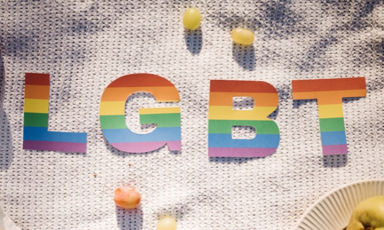 LGBT là một biểu hiện tự nhiên của sự đa dạng sinh học và xã hội