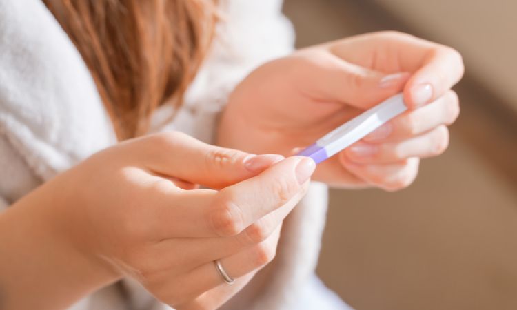 Bác sĩ khuyến cáo nên thử thai khoảng 14 ngày sau khi bơm tinh trùng IU